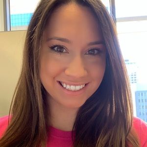 Meet your Posher, Jenn